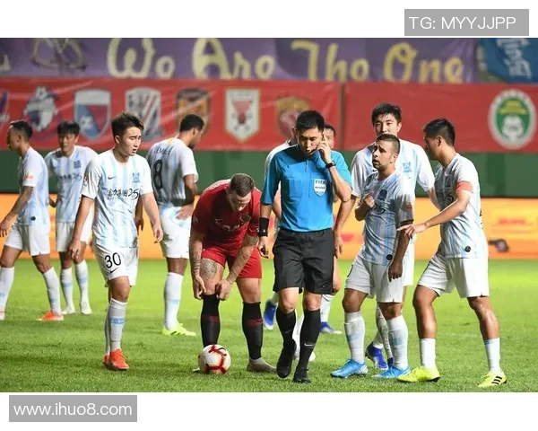 富力与佳兆业的较量谁能在赛场上笑到最后精彩对决引人关注