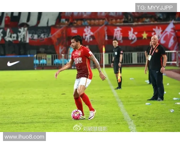 恒大与永昌激战正酣直播盛况回顾与精彩瞬间分析 恒大与永昌激战正酣直播盛况回顾与精彩瞬间分析