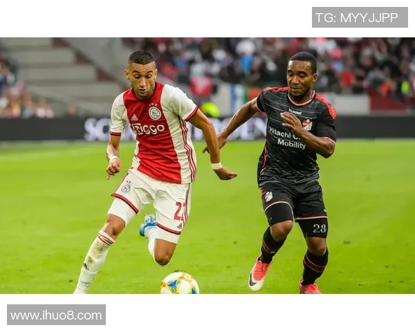 海伦芬与埃门对决前瞻分析双方状态及战术布局探讨